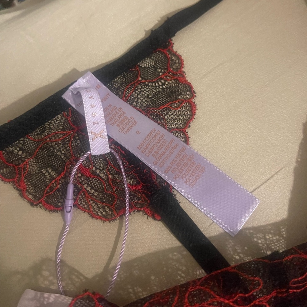 Savage X Fenty G-String - Picture 3 of 4